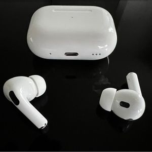 White Wireless Earbuds with Charging Case